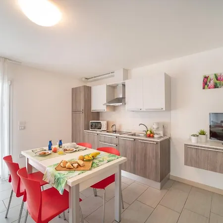 Super Villaggio Planetarium 1 Bedroom Sleeps 4