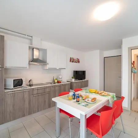 Super Villaggio Planetarium 1 Bedroom Sleeps 4