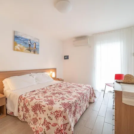 Super Villaggio Planetarium 1 Bedroom Sleeps 4 Lägenhet *
