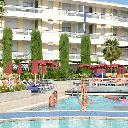Super Villaggio Planetarium 1 Bedroom Sleeps 4 Lägenhet Bibione