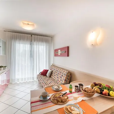 Super Villaggio Planetarium 1 Bedroom Sleeps 4 Lägenhet Bibione