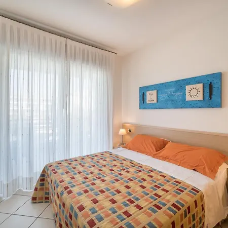Super Villaggio Planetarium 1 Bedroom Sleeps 4 * Bibione