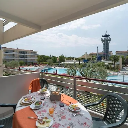 Apartment Super Villaggio Planetarium 1 Bedroom Sleeps 4 Bibione