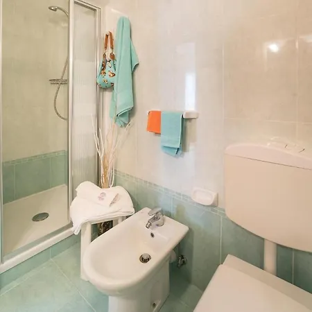 Super Villaggio Planetarium 1 Bedroom Sleeps 4 Bibione