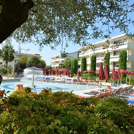 Apartment Super Villaggio Planetarium 1 Bedroom Sleeps 4 Bibione