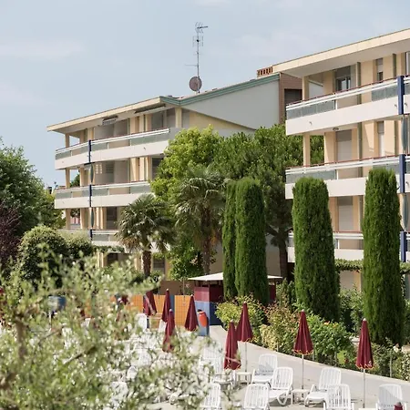 Super Villaggio Planetarium 1 Bedroom Sleeps 4 Bibione