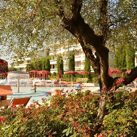 Super Villaggio Planetarium 1 Bedroom Sleeps 4 Apartment *